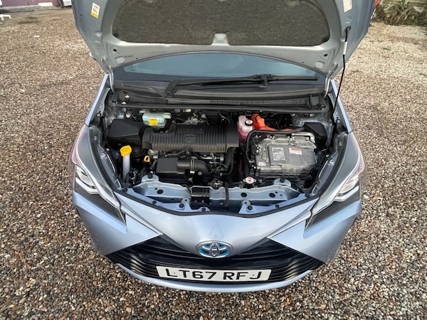 Used Toyota Yaris 2017 for sale - 76098991: Photo 43