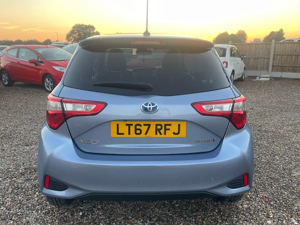 Used Toyota Yaris 2017 for sale - 76098991: Photo 8