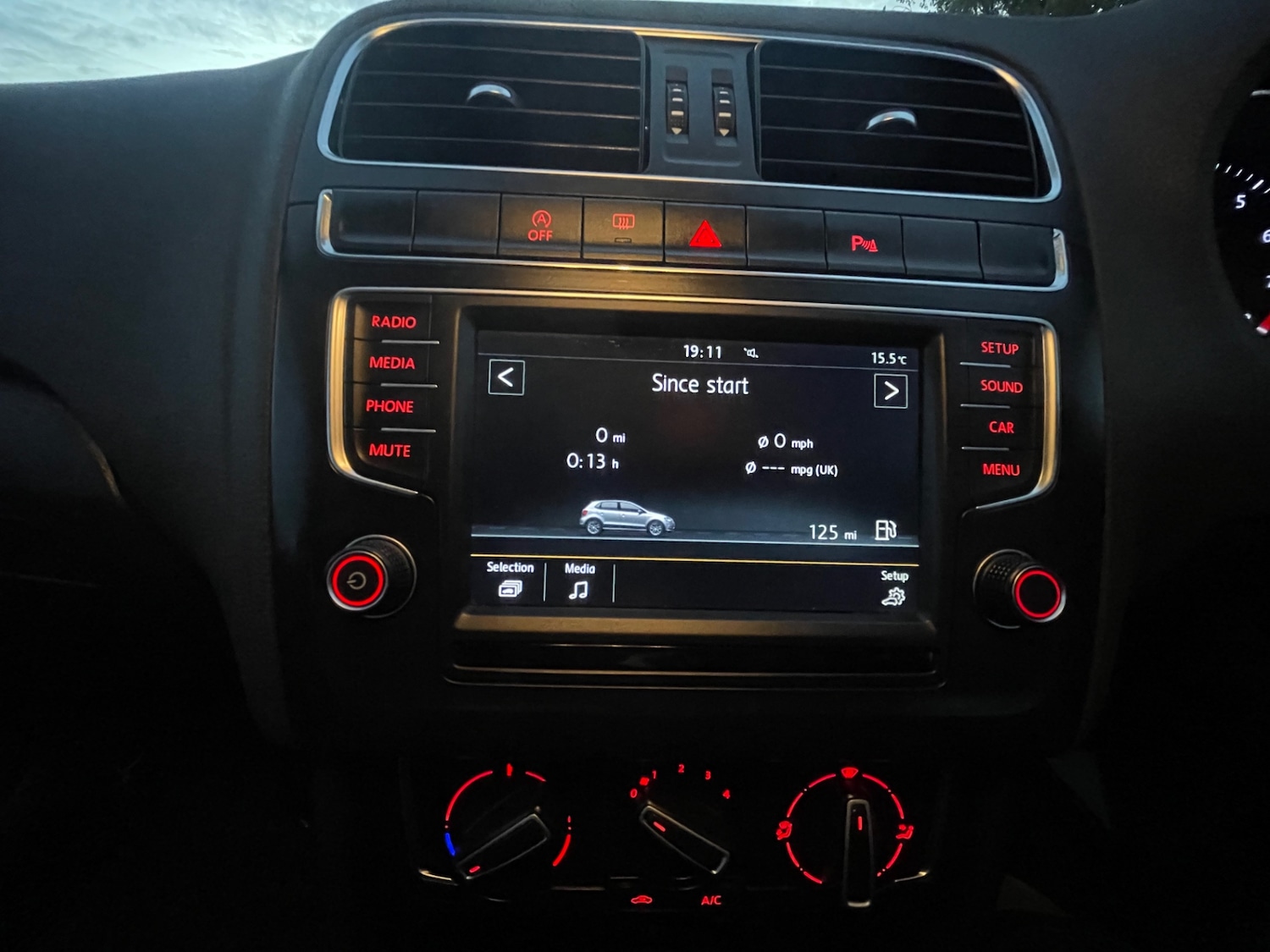 Used Volkswagen Polo 2015 for sale - 76041664: Photo 37