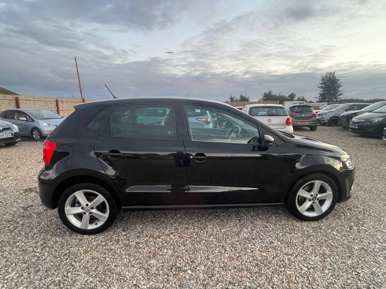 Used Volkswagen Polo 2015 for sale - 76041664: Photo 7