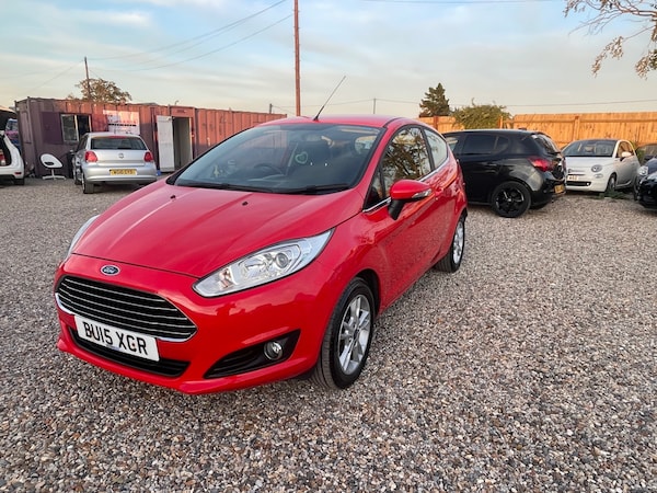 Used Ford Fiesta 2015 for sale - 76058324: Photo 3