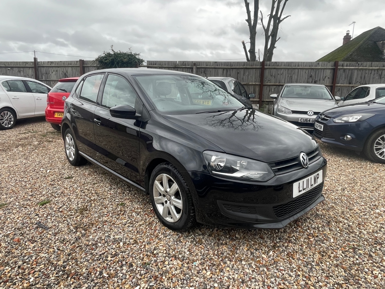 Used Volkswagen Polo 2011 for sale - 76551166: Photo 1