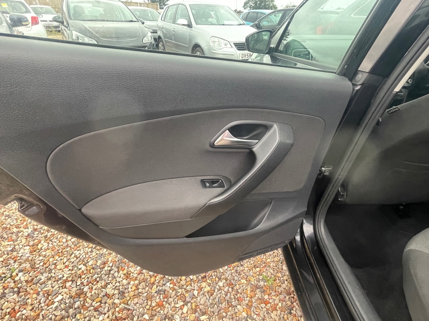 Used Volkswagen Polo 2011 for sale - 76551166: Photo 18