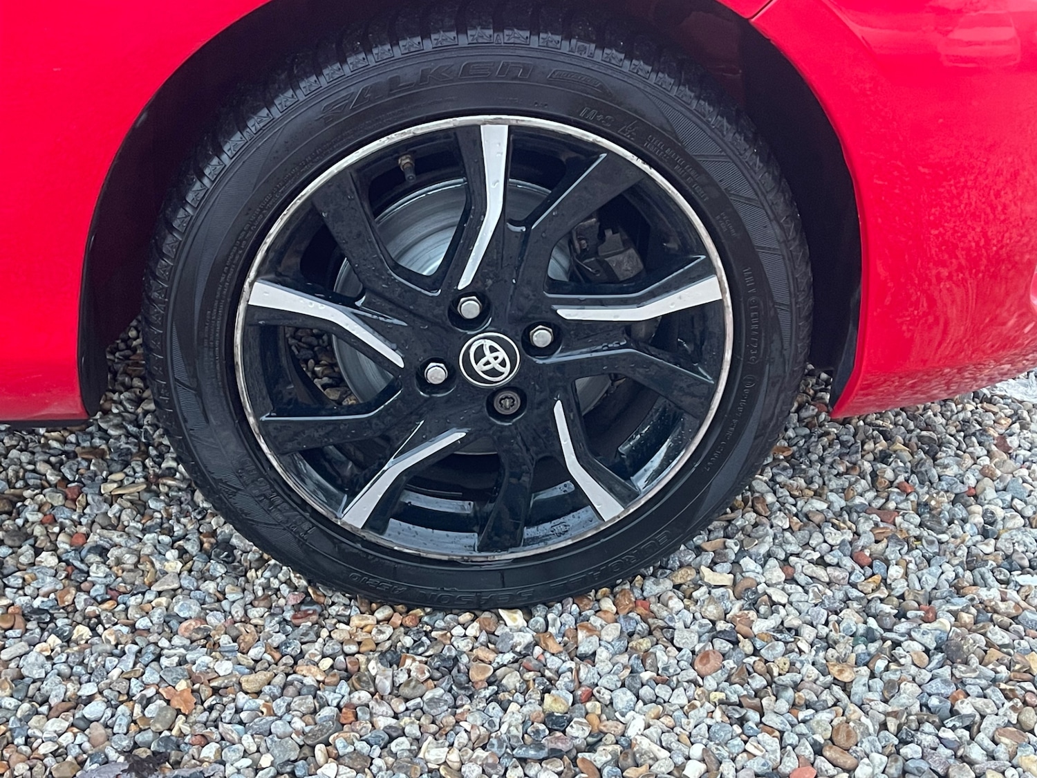 Used Toyota Yaris 2016 for sale - 77357204: Photo 11