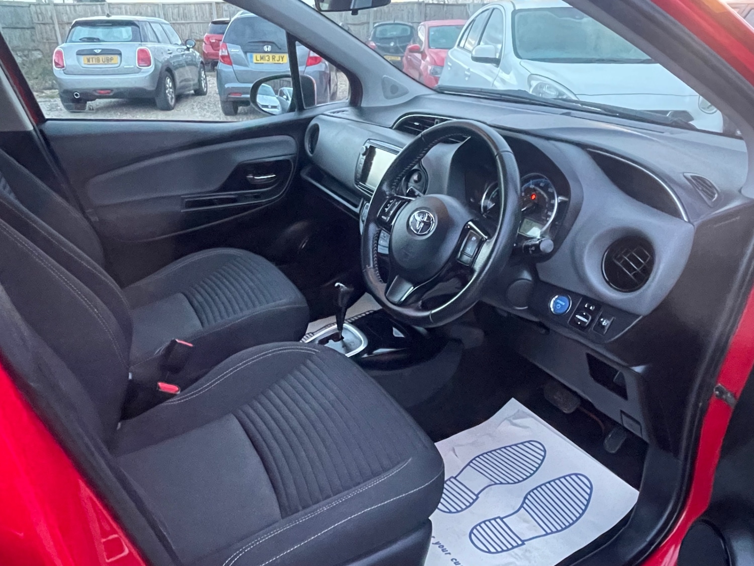 Used Toyota Yaris 2016 for sale - 77357204: Photo 16