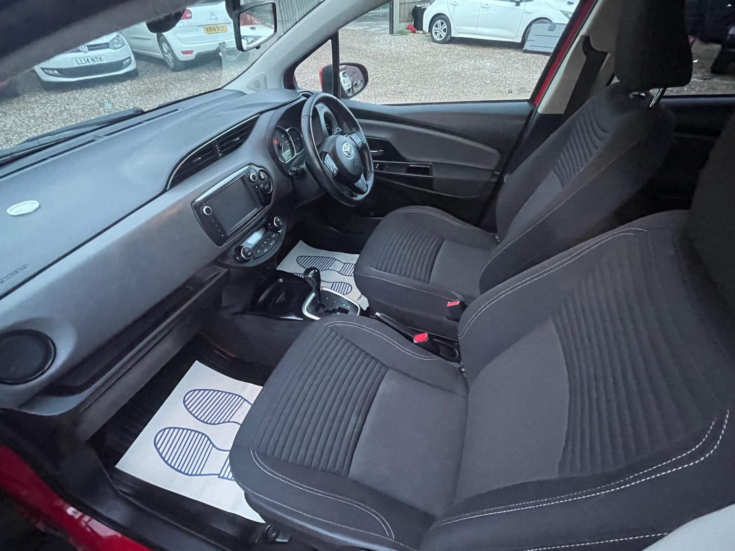 Used Toyota Yaris 2016 for sale - 77357204: Photo 34