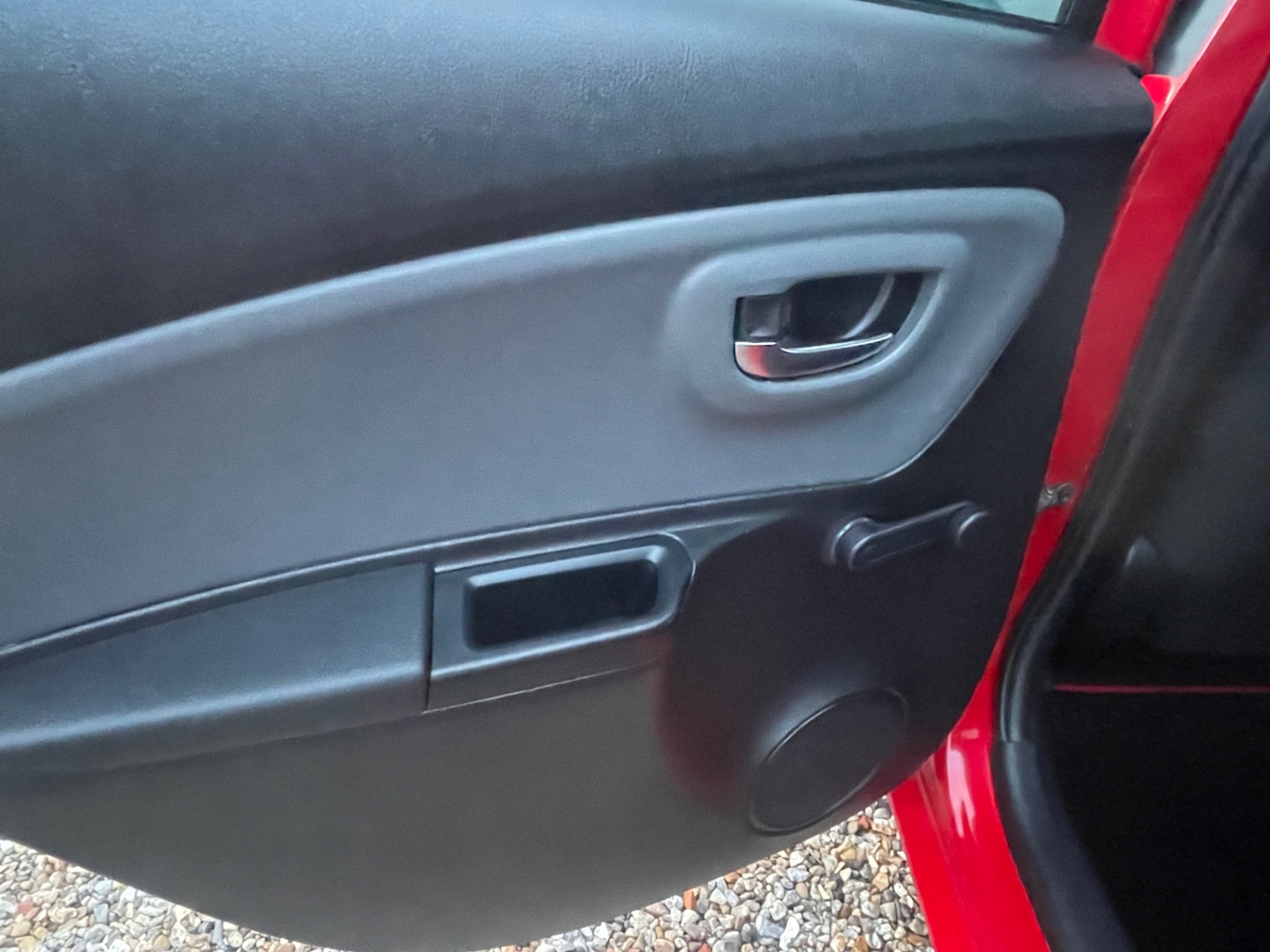 Used Toyota Yaris 2016 for sale - 77357204: Photo 37