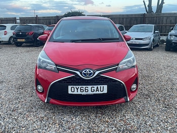 Used Toyota Yaris 2016 for sale - 77357204: Photo