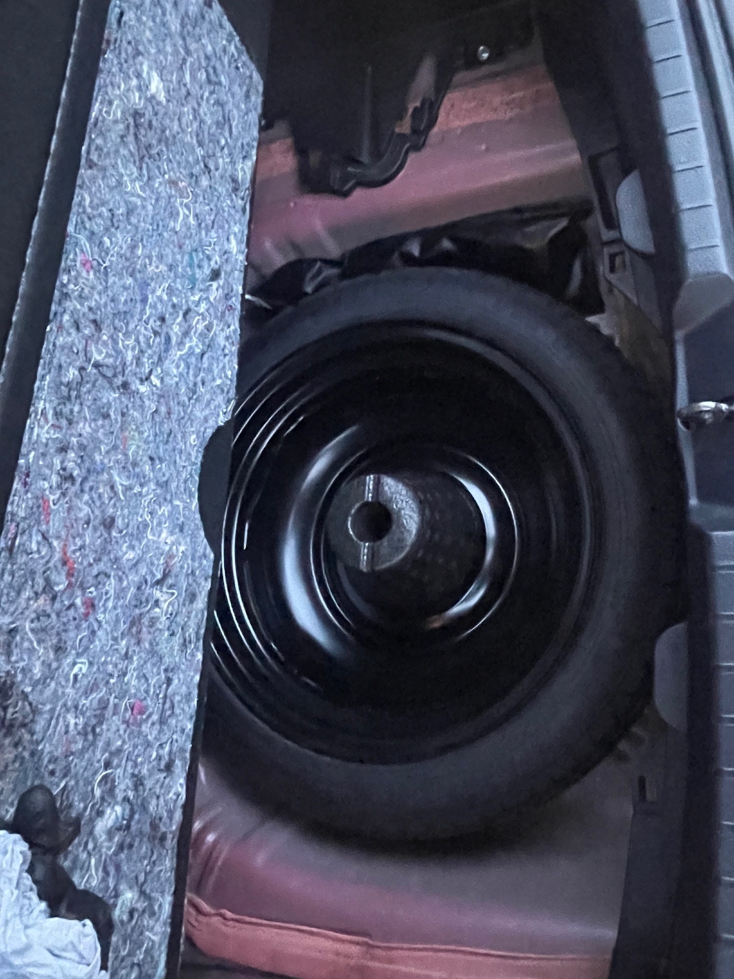 Used Toyota Yaris 2016 for sale - 77357204: Photo 41