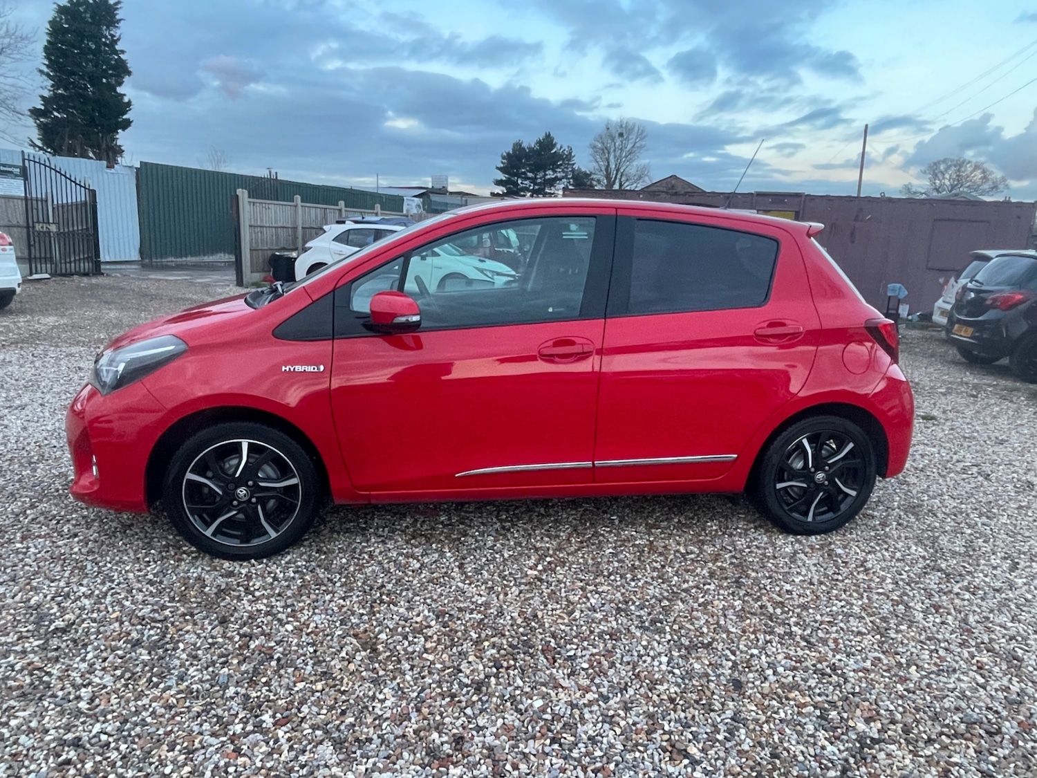 Used Toyota Yaris 2016 for sale - 77357204: Photo 8