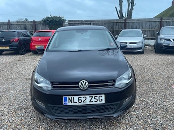 Used Volkswagen Polo 2012 for sale - 77384224: Photo