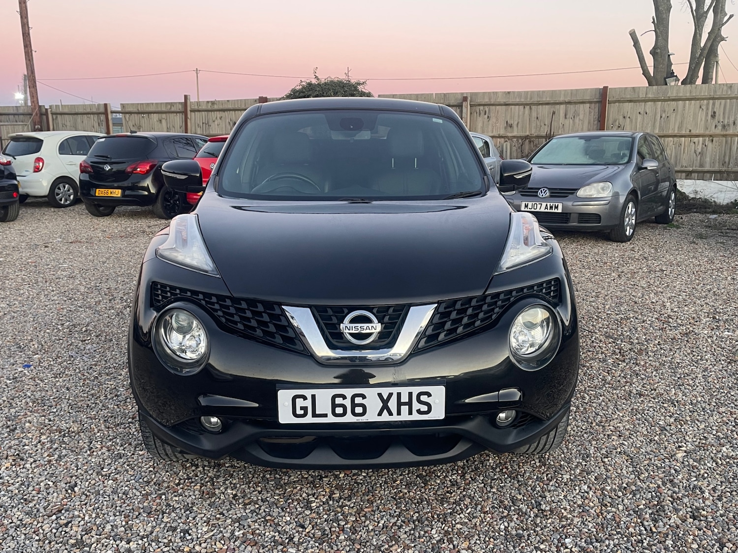 Used Nissan Juke 2016 for sale - 77096861: Photo 2