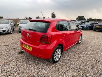 Used Volkswagen Polo 2010 for sale - 75575664: Photo