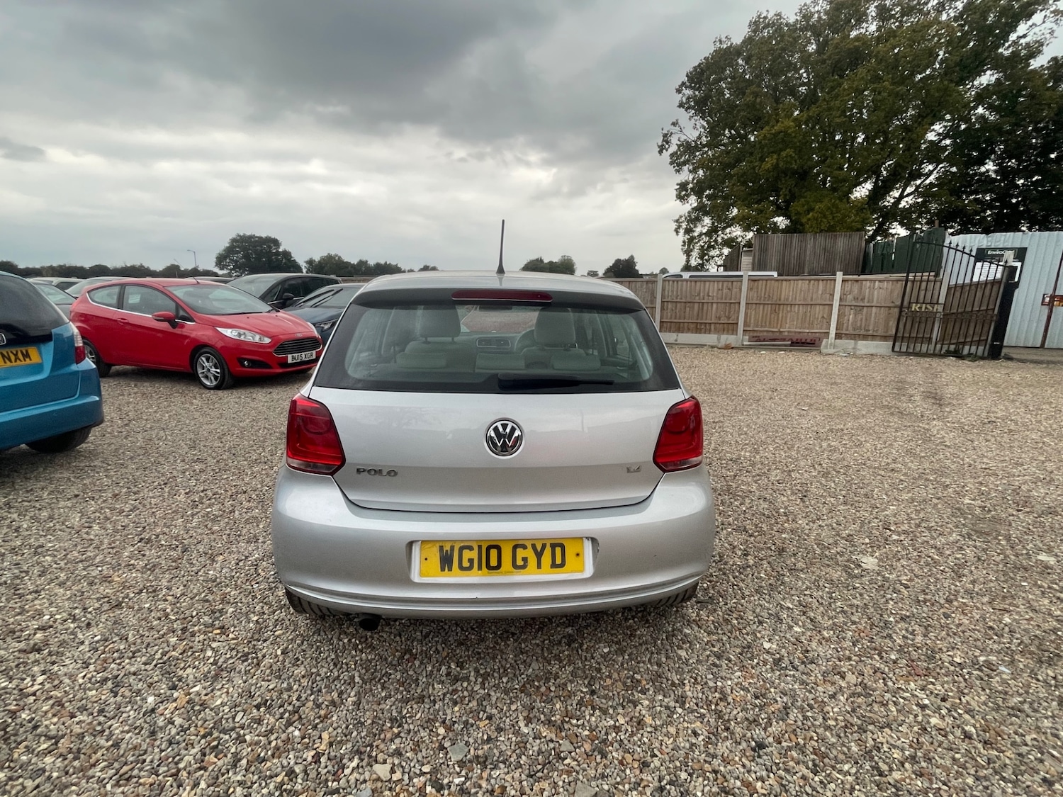Used Volkswagen Polo 2010 for sale - 76082801: Photo 5