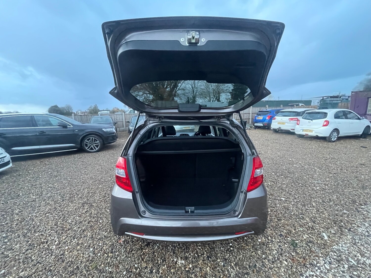 Used Honda Jazz 2014 for sale - 76850921: Photo 26