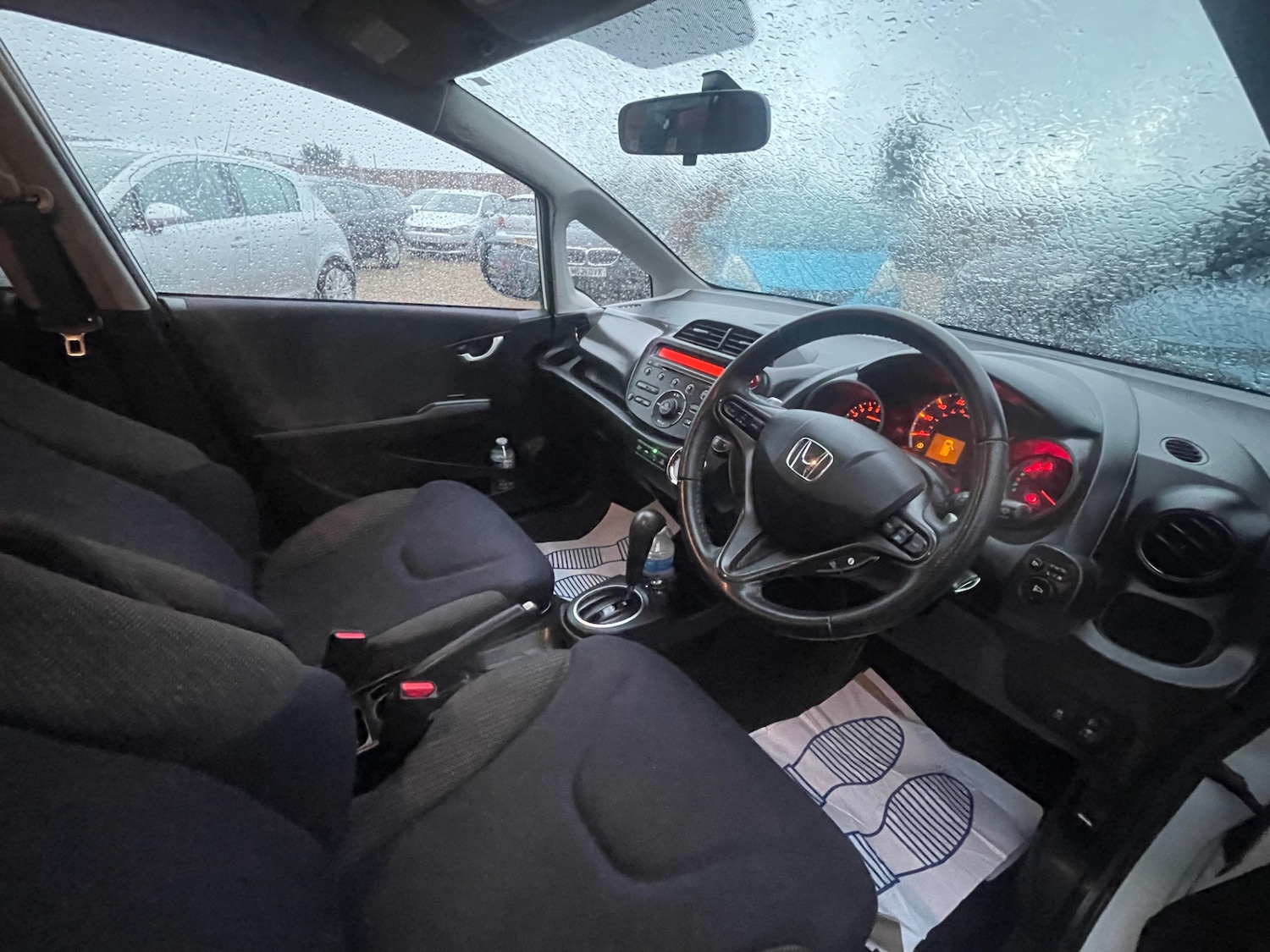 Used Honda Jazz 2013 for sale - 76433414: Photo 8