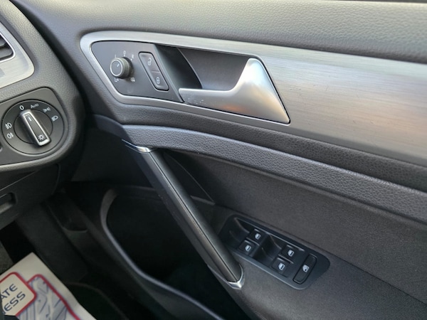 Used Volkswagen Golf 2015 for sale - 75446895: Photo 37