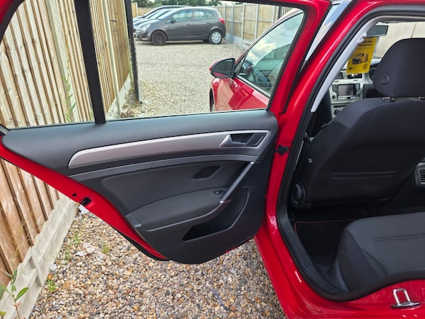 Used Volkswagen Golf 2015 for sale - 75446895: Photo 42