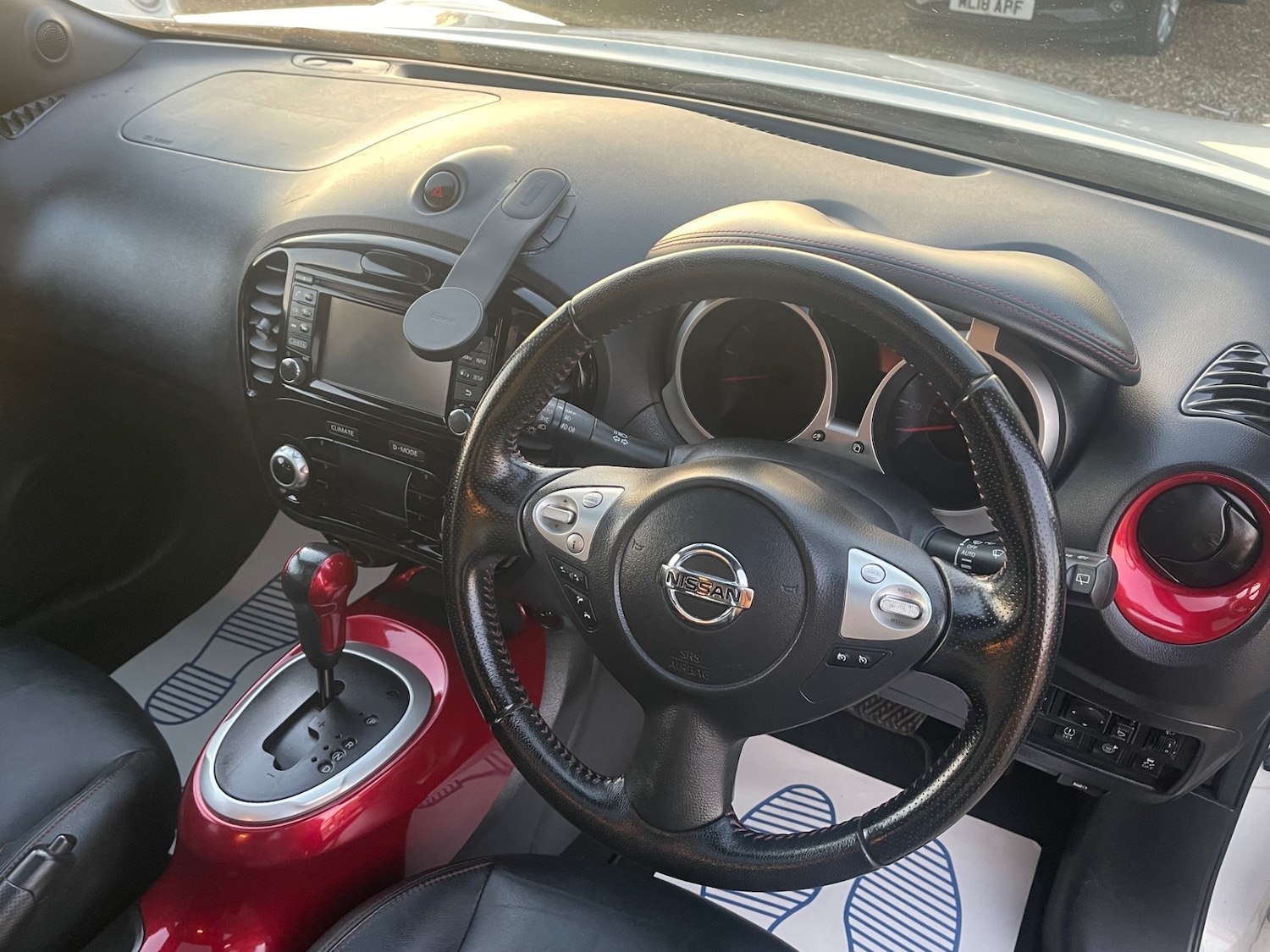 Used Nissan Juke 2015 for sale - 76647659: Photo 17