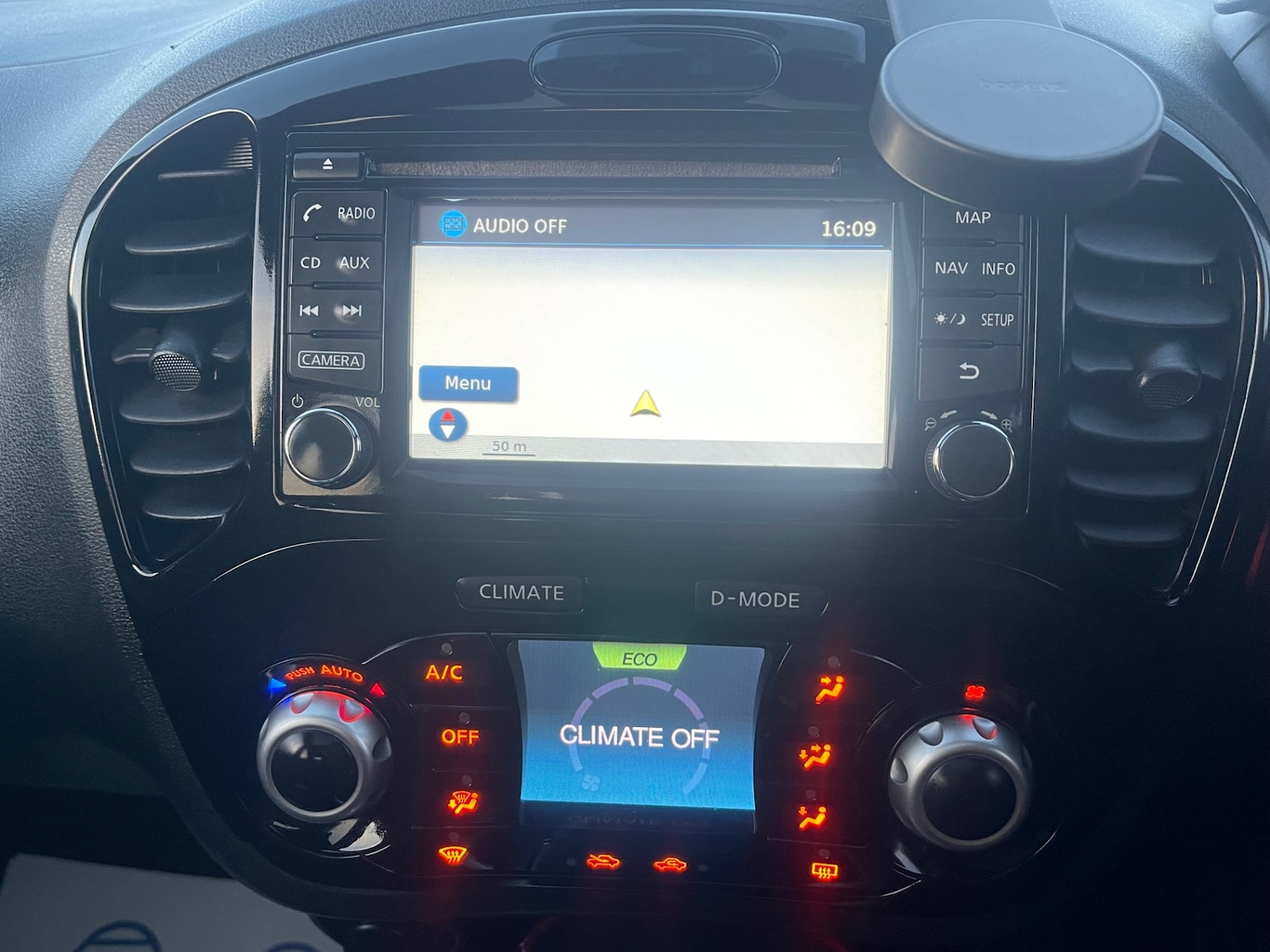 Used Nissan Juke 2015 for sale - 76647659: Photo 21