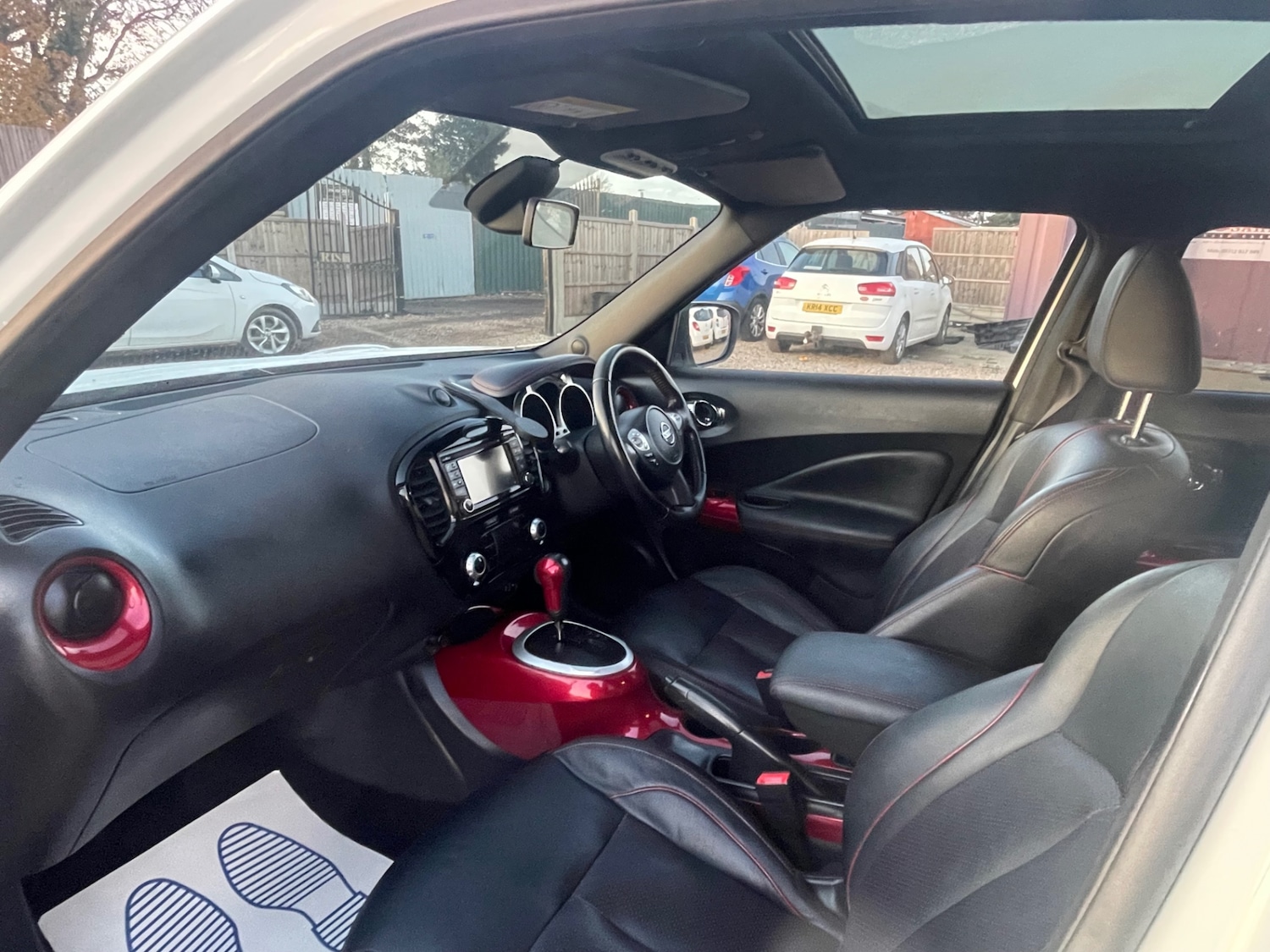 Used Nissan Juke 2015 for sale - 76647659: Photo 25