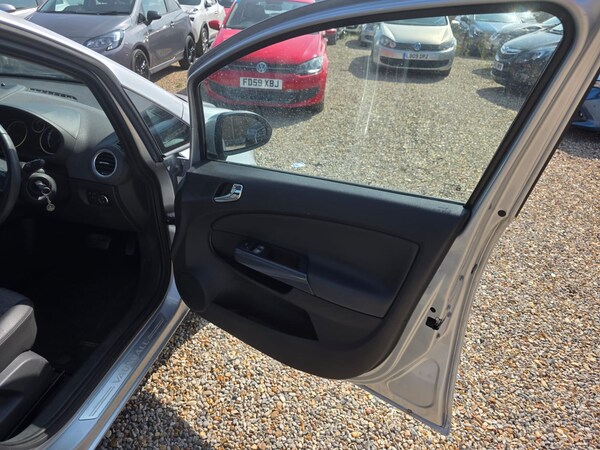 Used Vauxhall Corsa 2012 for sale - 75544267: Photo 18