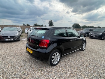 Used Volkswagen Polo 2011 for sale - 75633220: Photo