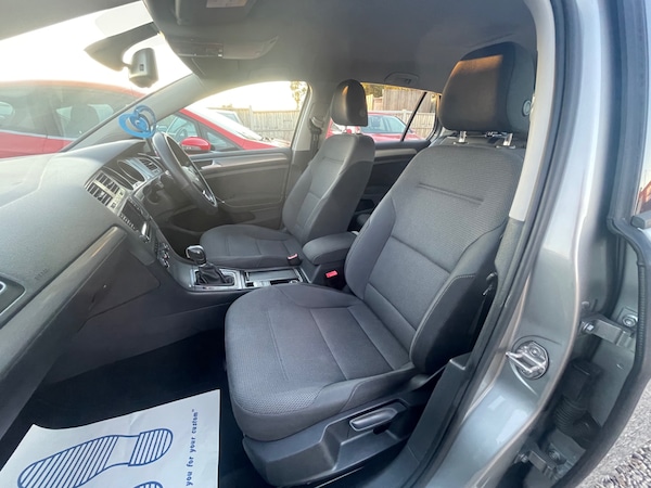 Used Volkswagen Golf 2014 for sale - 76070534: Photo 21
