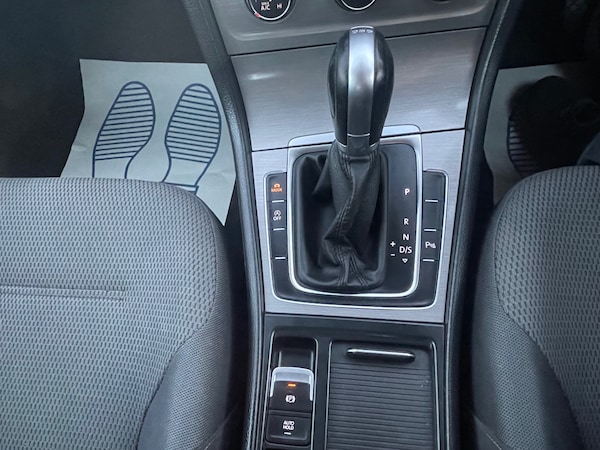 Used Volkswagen Golf 2014 for sale - 76070534: Photo 29
