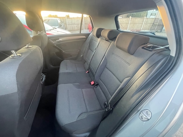 Used Volkswagen Golf 2014 for sale - 76070534: Photo 33