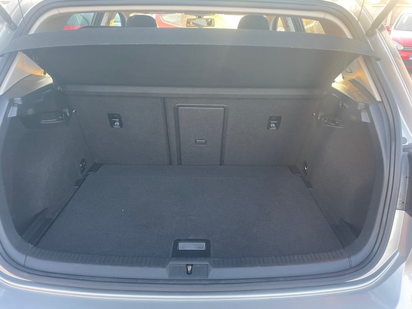 Used Volkswagen Golf 2014 for sale - 76070534: Photo 36