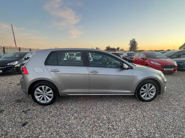 Used Volkswagen Golf 2014 for sale - 76070534: Photo 7