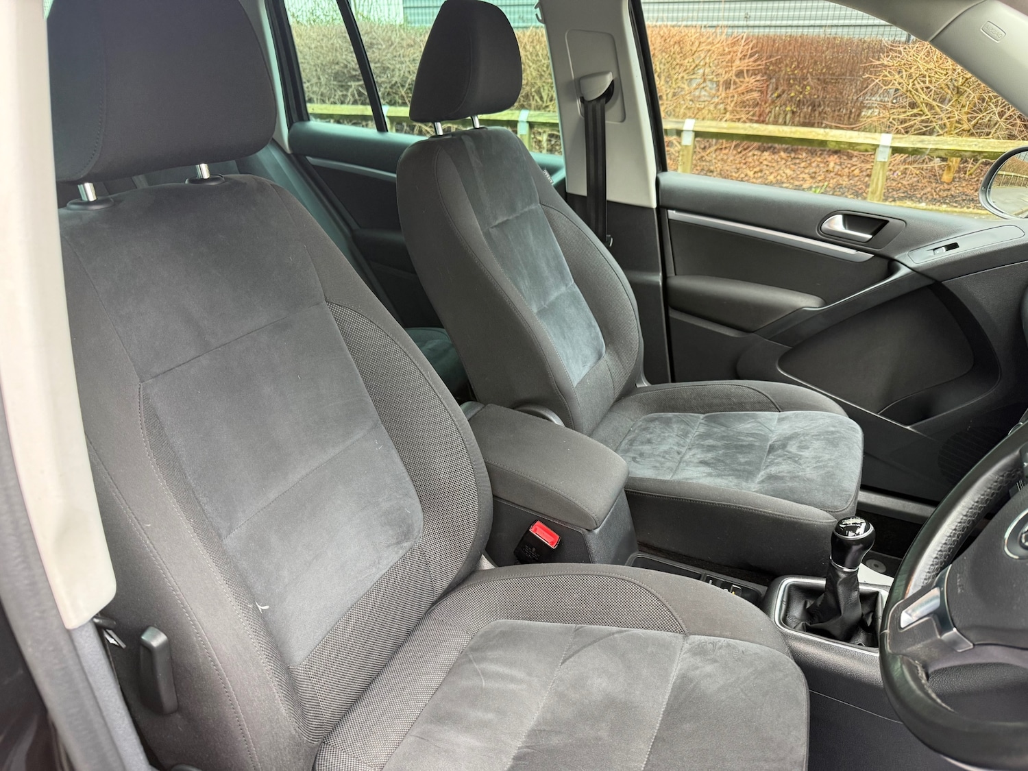 Used Volkswagen Tiguan 2015 for sale - 77438810: Photo 12