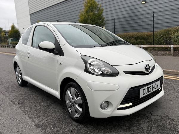 Used Toyota AYGO 2013 for sale - 76256831: Photo 4