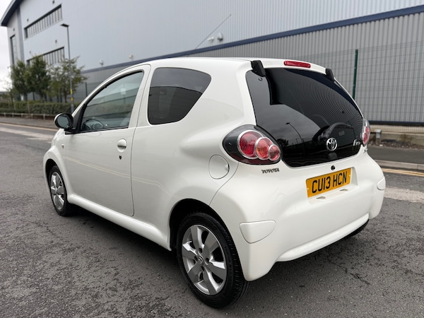 Used Toyota AYGO 2013 for sale - 76256831: Photo 9