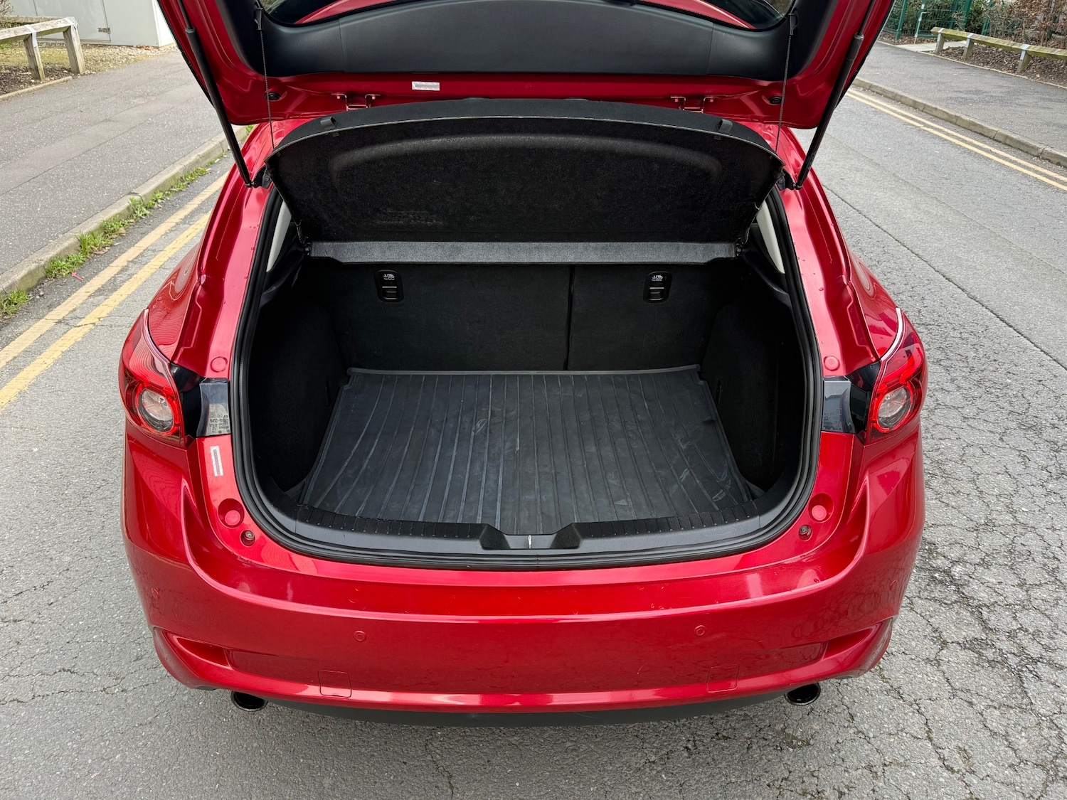 Used Mazda Mazda3 2019 for sale - 77851018: Photo 10