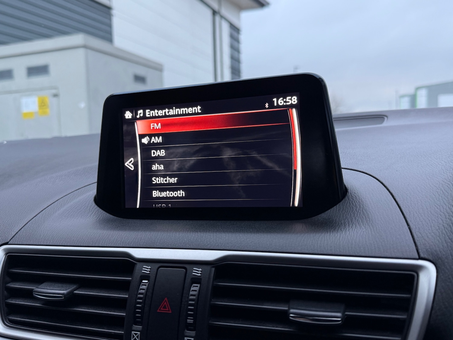 Used Mazda Mazda3 2017 for sale - 77624806: Photo 15