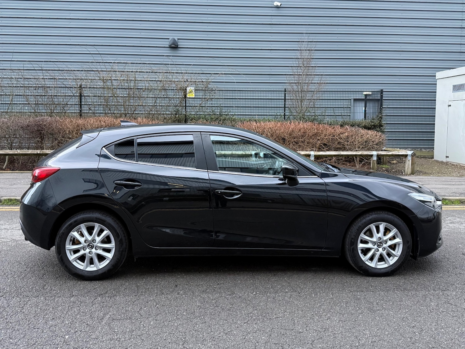 Used Mazda Mazda3 2017 for sale - 77624806: Photo 6