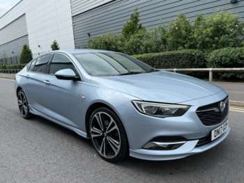 2017 (17) - 2.0 Turbo D SRi Vx-line Nav 5dr