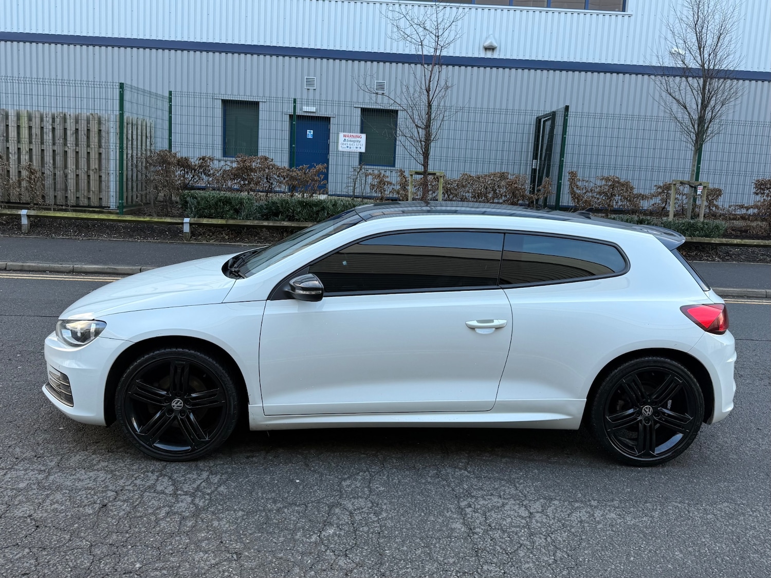 Used Volkswagen Scirocco 2016 for sale - 77242264: Photo 4