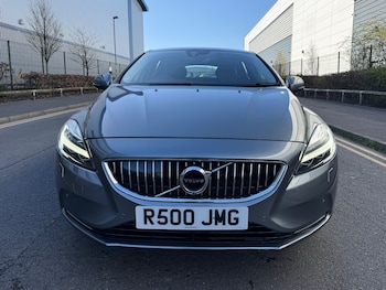 Used Volvo V40 2019 for sale - 78526934: Photo