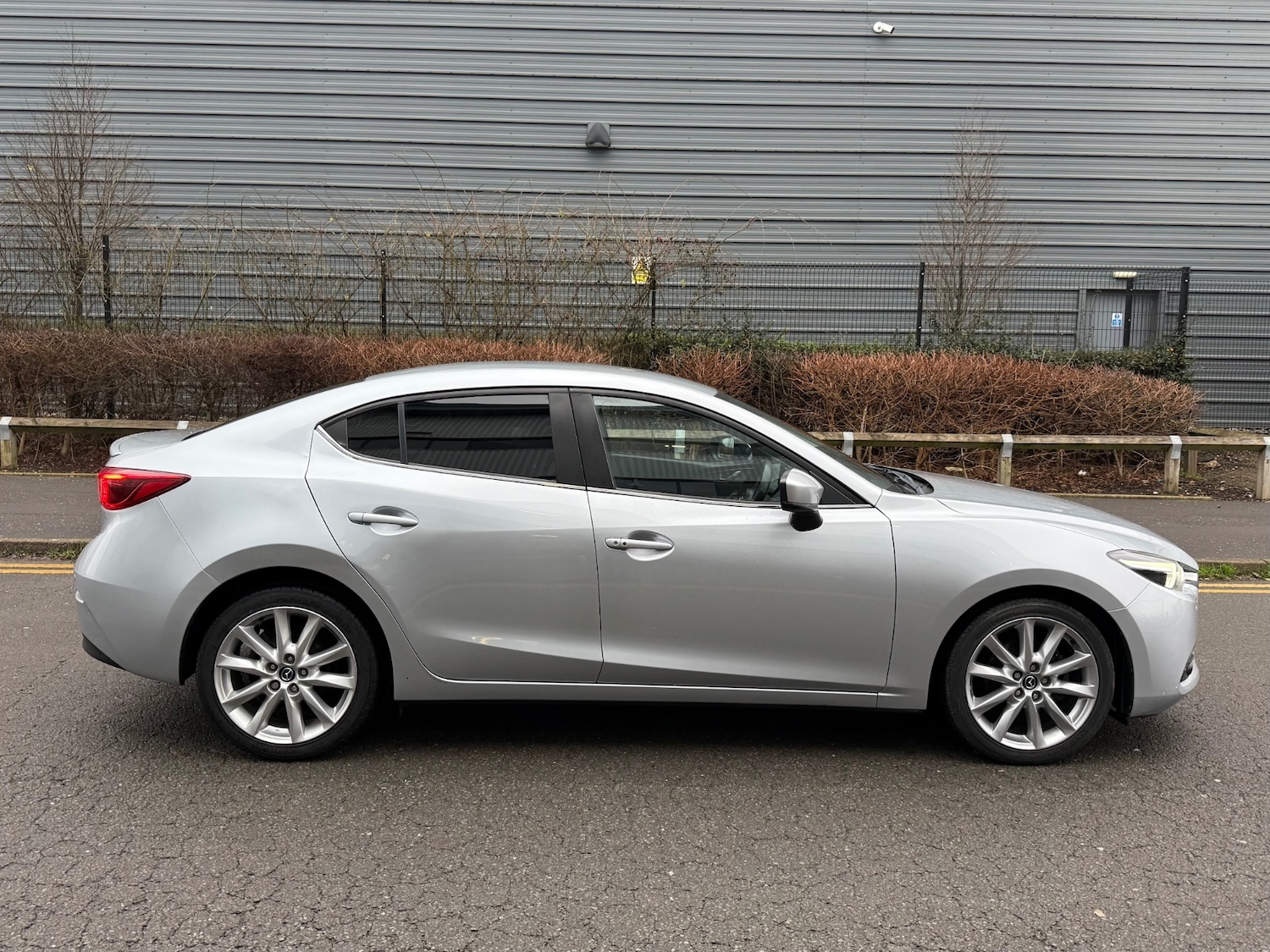 Used Mazda Mazda3 2017 for sale - 77140975: Photo 5