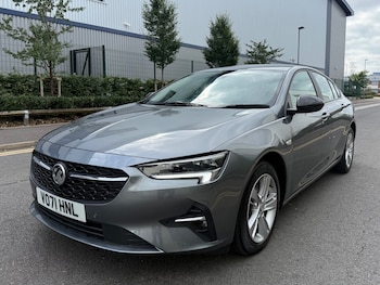 Vauxhall - Insignia