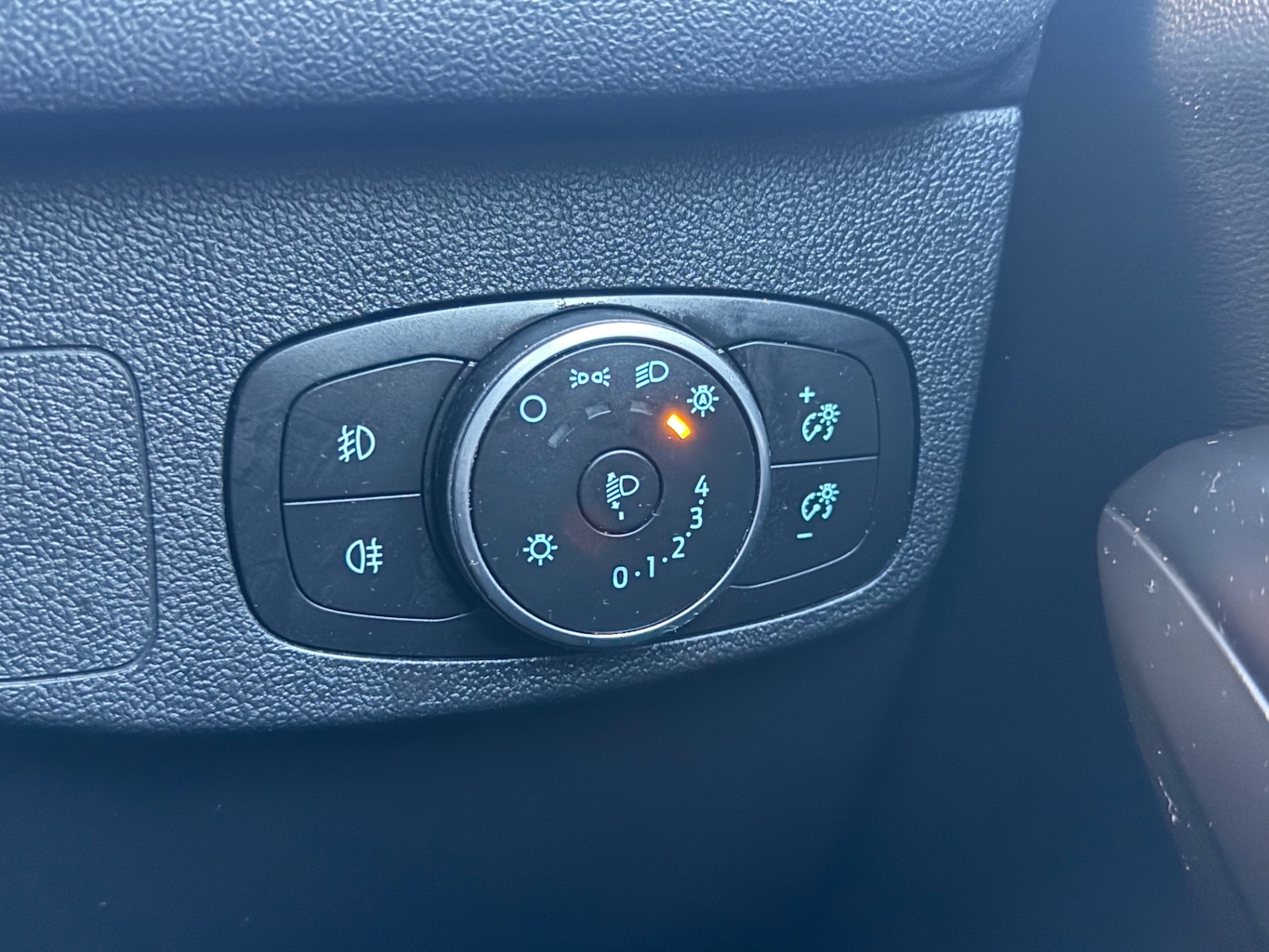 Used Ford Focus 2021 for sale - 76854642: Photo 22