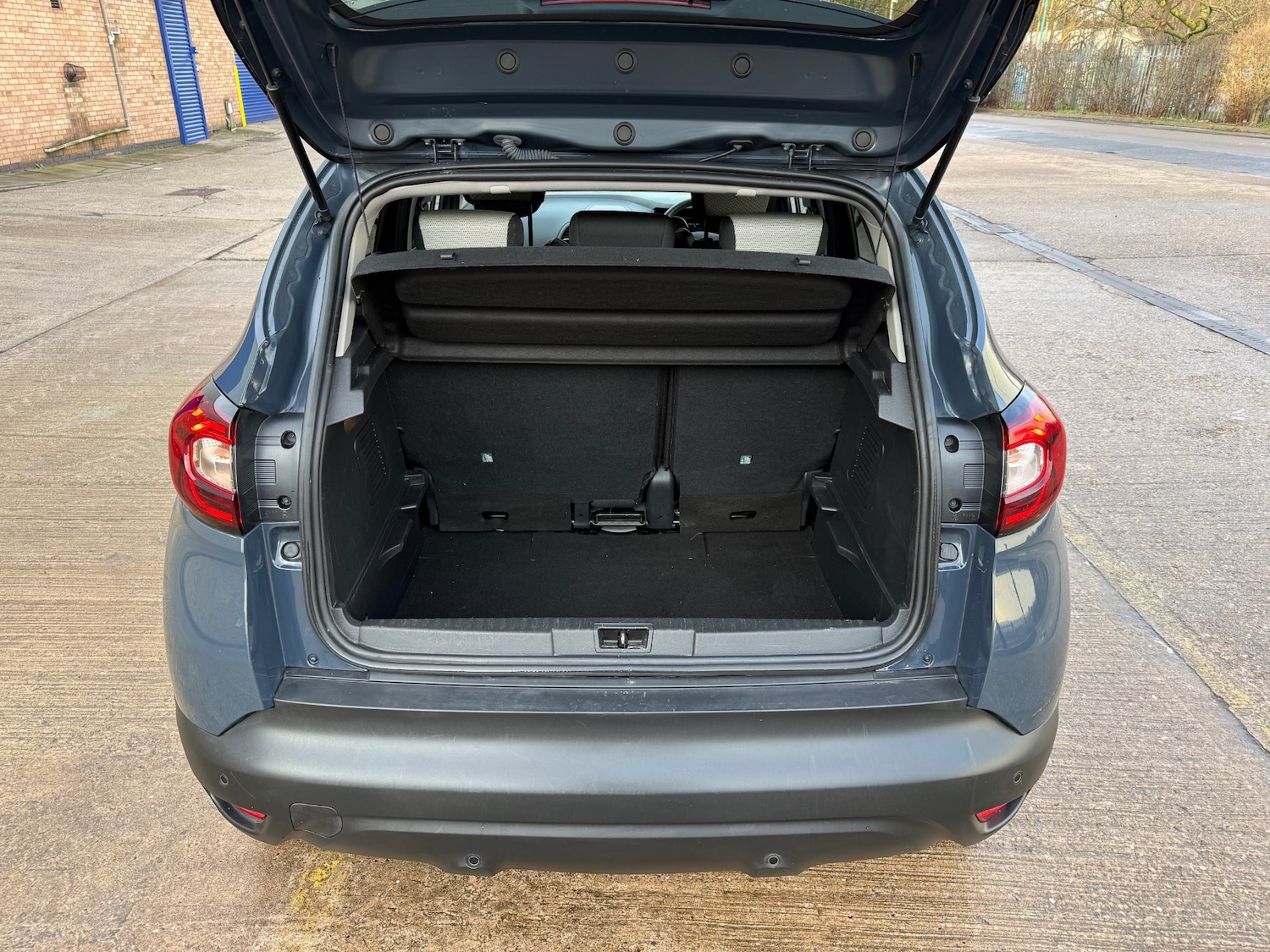 Used Renault Captur 2019 for sale - 76942302: Photo 11