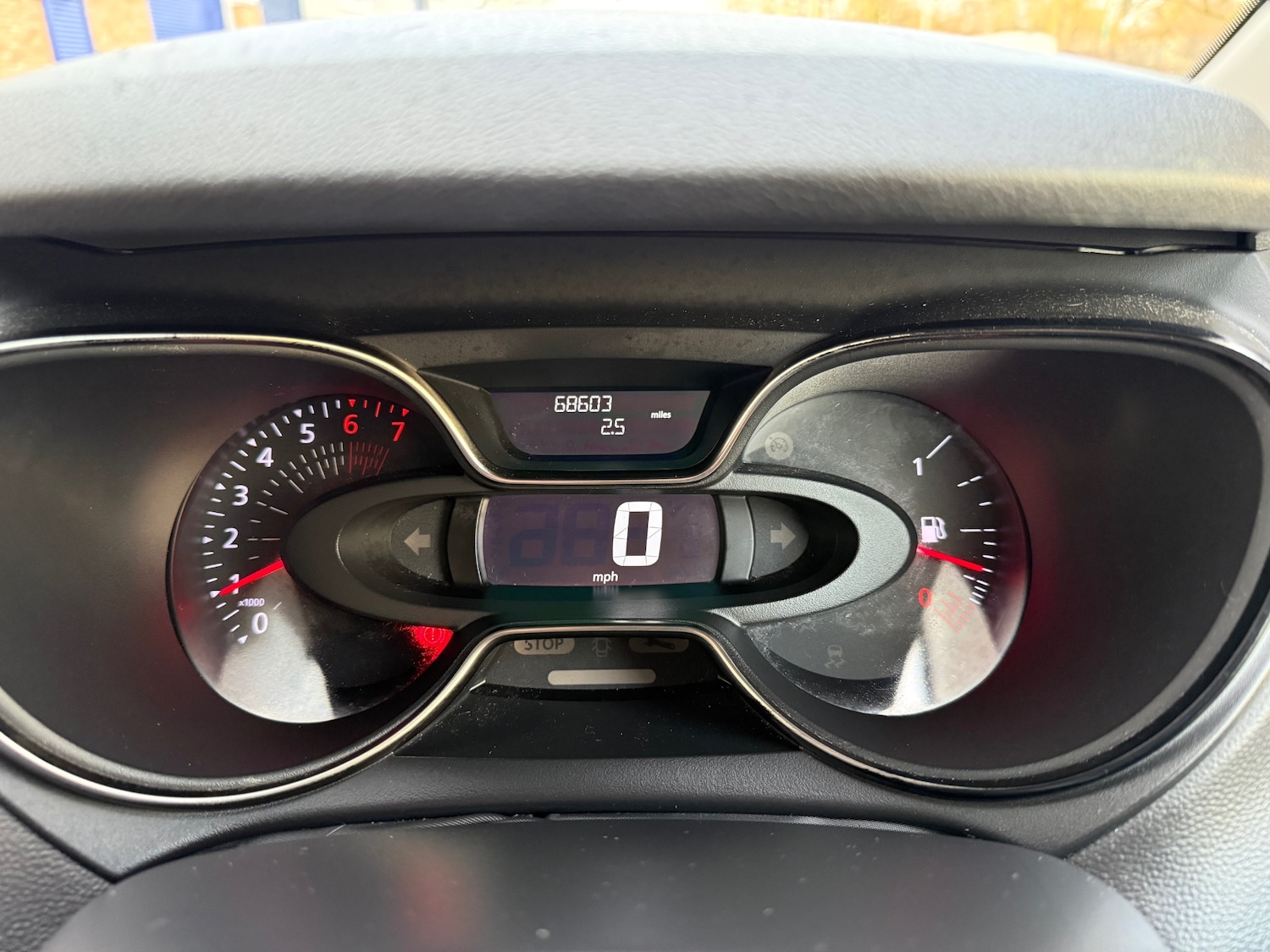 Used Renault Captur 2019 for sale - 76942302: Photo 16