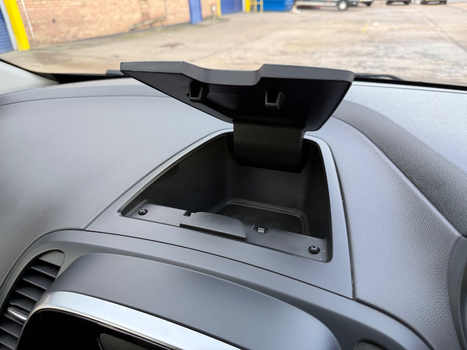 Used Renault Captur 2019 for sale - 76942302: Photo 18