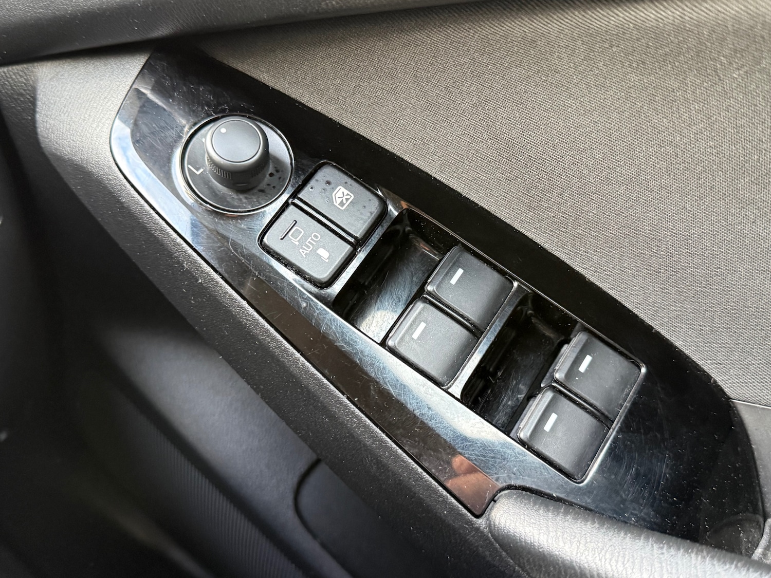 Used Mazda Mazda3 2017 for sale - 76922058: Photo 18