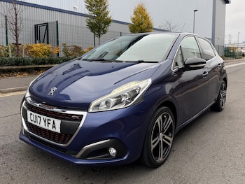 Used Peugeot 208 2017 for sale - 76498412: Photo