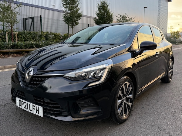 Used Renault Clio 2021 for sale - 76174366: Photo 1